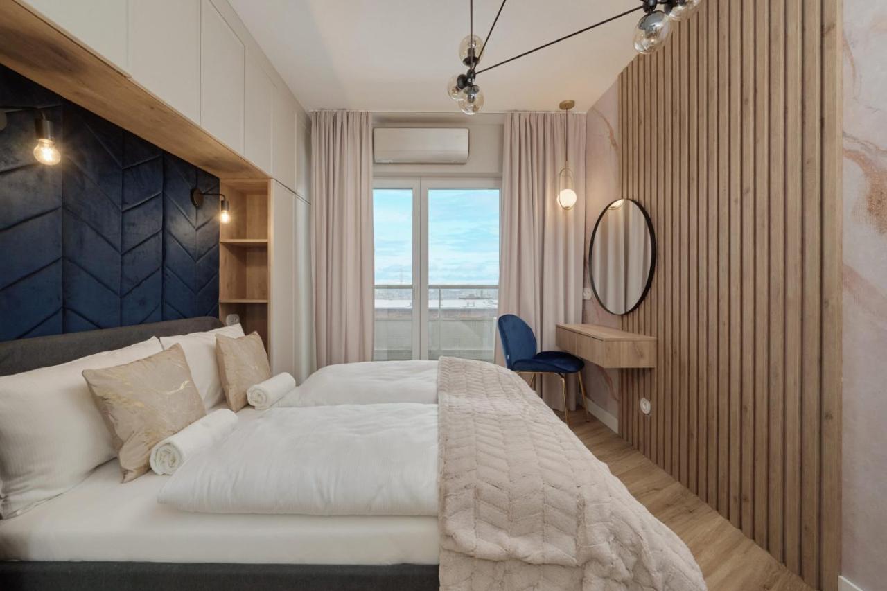 Elegant Apartment With Balcony Krakowska Wroclaw By Renters Prestige Bagian luar foto